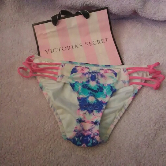 💕NWOT Victoria Secret knockout bikini bottoms - Picture 2 of 5
